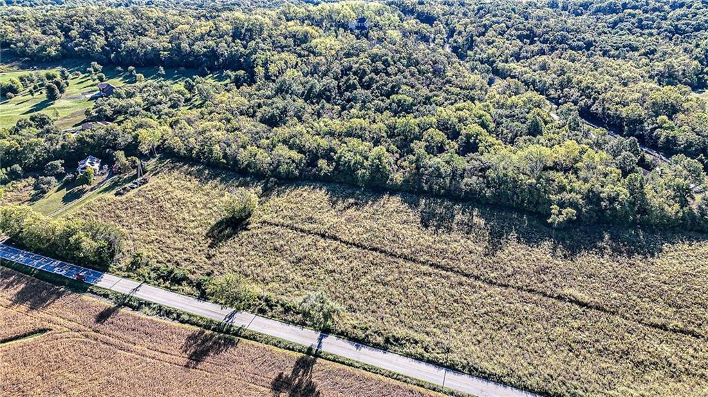 709 Lake City Buckner Road Independence, MO 64016 - Photo 13 of 16