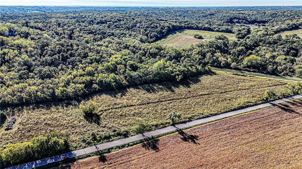 709 Lake City Buckner Road Independence, MO 64016 - Photo 7 of 16