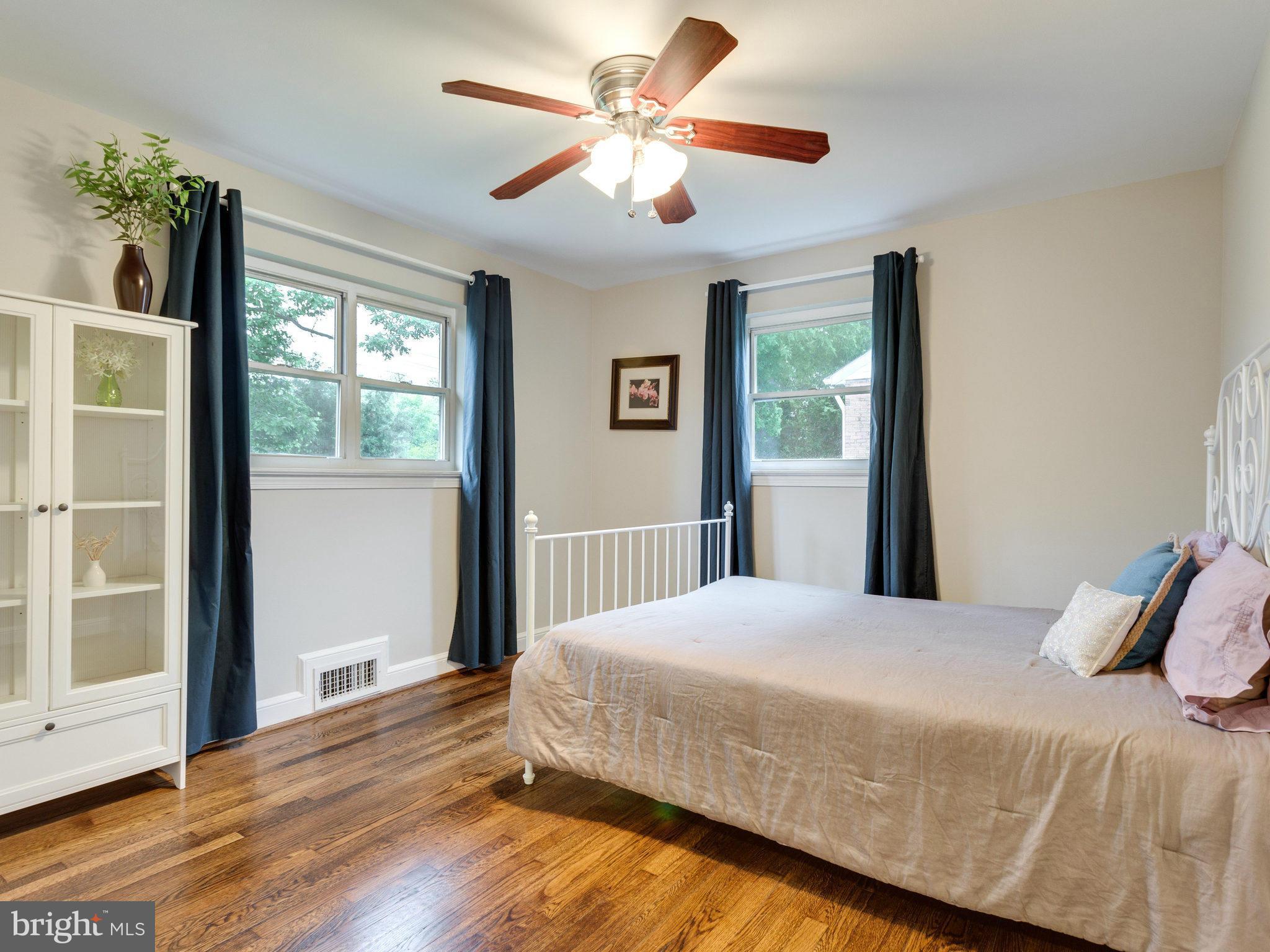5903 Amherst Avenue Springfield, VA 22150 - Photo 16 of 30 Bedroom #2