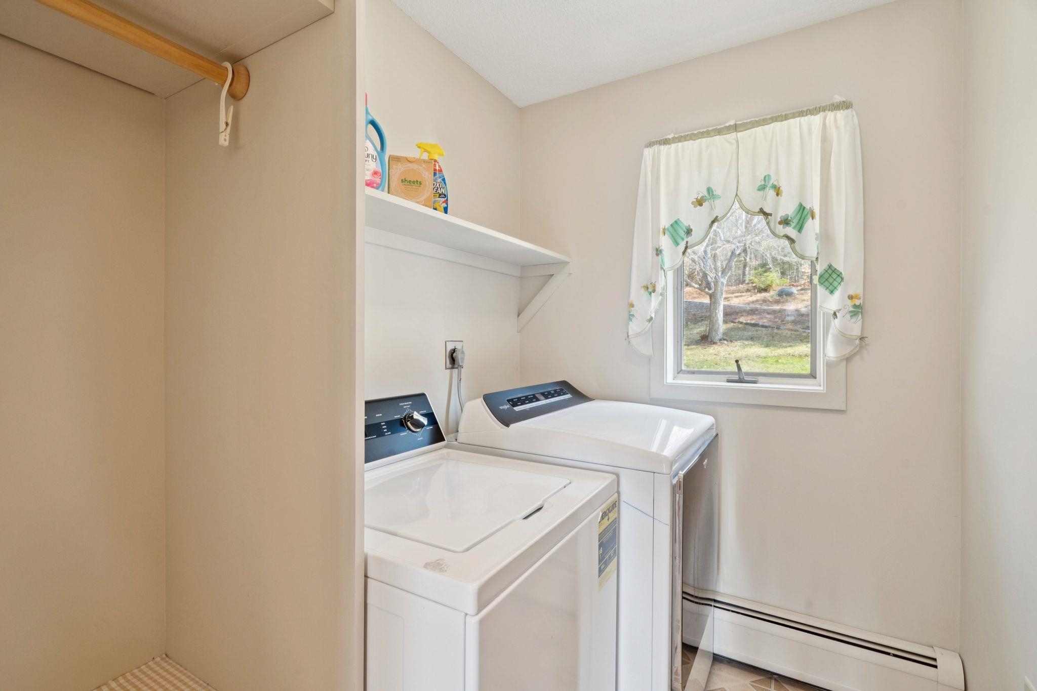 9 Umbrella Point Wolfeboro, NH 03894 - Photo 23 of 52