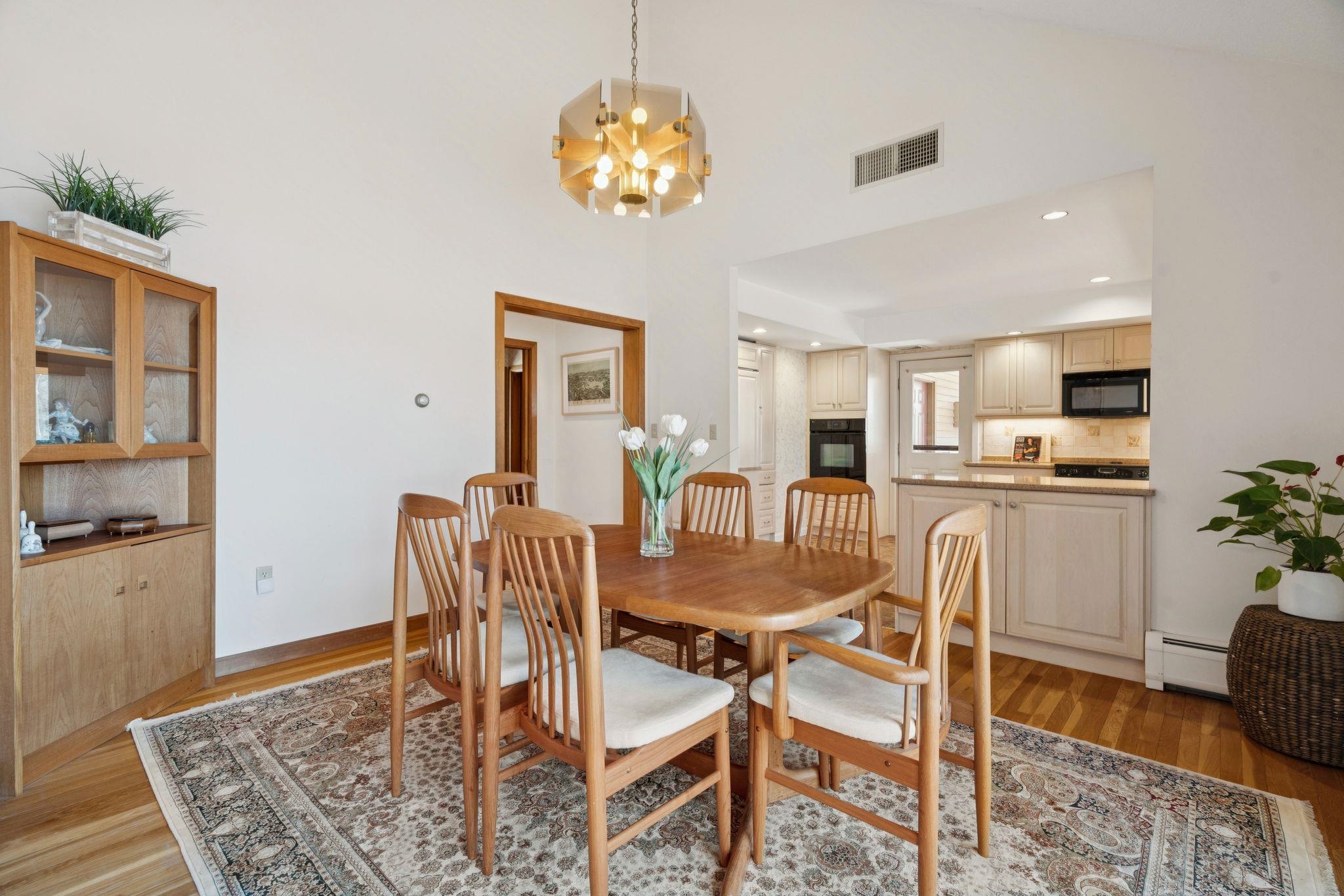 9 Umbrella Point Wolfeboro, NH 03894 - Photo 7 of 52