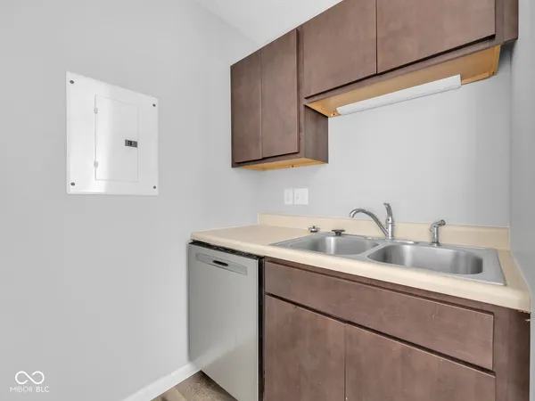 $1,025 | 315 2nd Street, Shelbyville, IN 46176