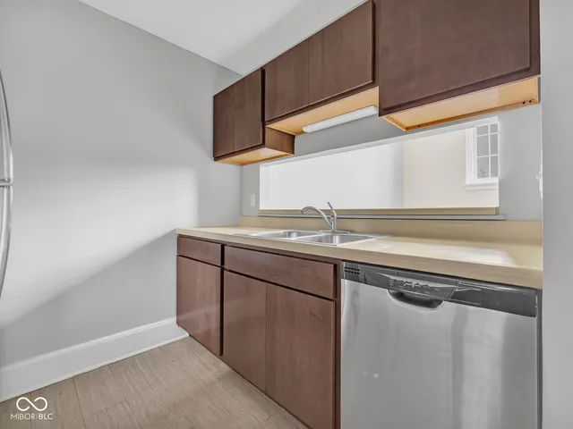 $1,025 | 315 2nd Street, Shelbyville, IN 46176