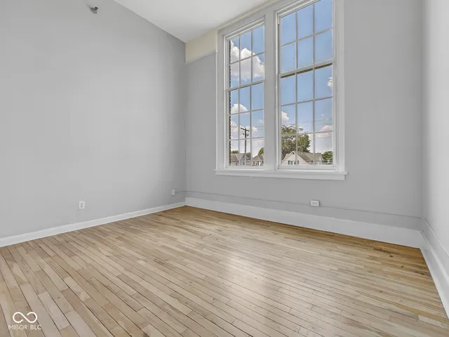 $1,025 | 315 2nd Street, Shelbyville, IN 46176