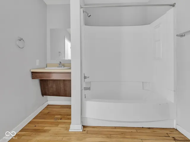 $1,025 | 315 2nd Street, Shelbyville, IN 46176