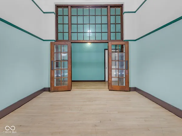 $1,025 | 315 2nd Street, Shelbyville, IN 46176