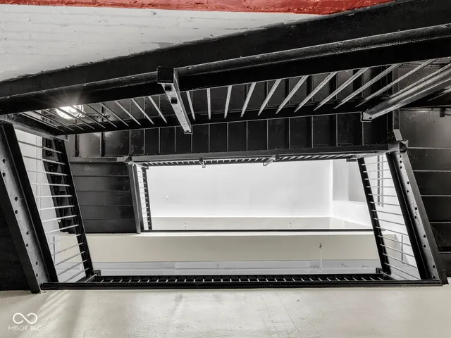 $1,025 | 315 2nd Street, Shelbyville, IN 46176