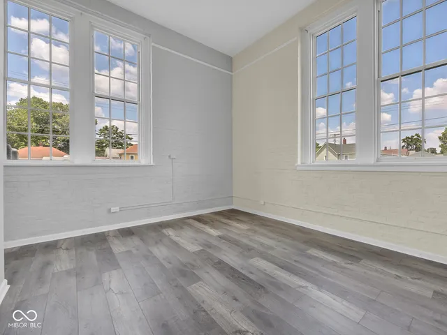 $1,025 | 315 2nd Street, Shelbyville, IN 46176