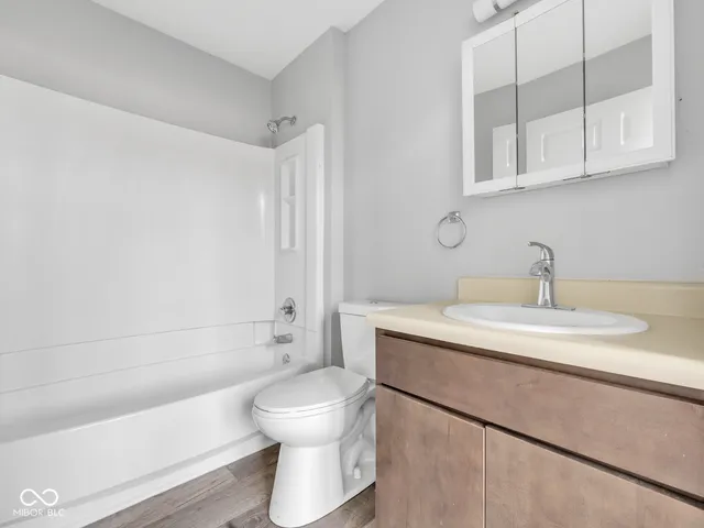 $1,025 | 315 2nd Street, Shelbyville, IN 46176