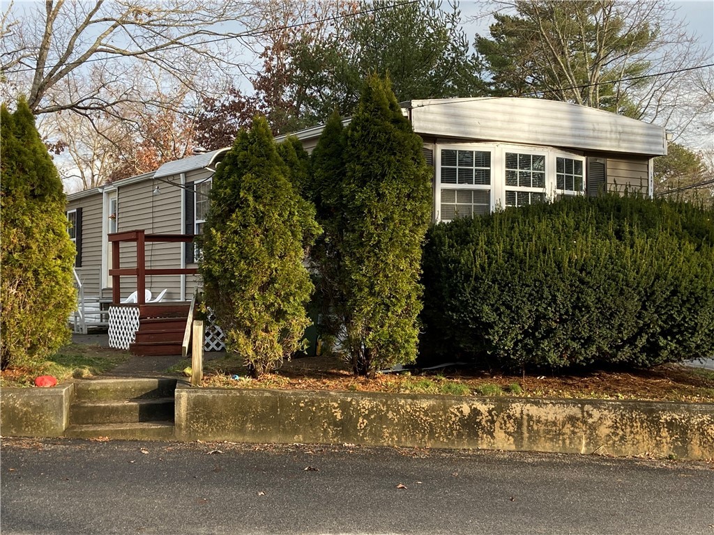 1 Ln 5 Coventry, RI 02816 - Photo 4 of 23 Gallery Image 4