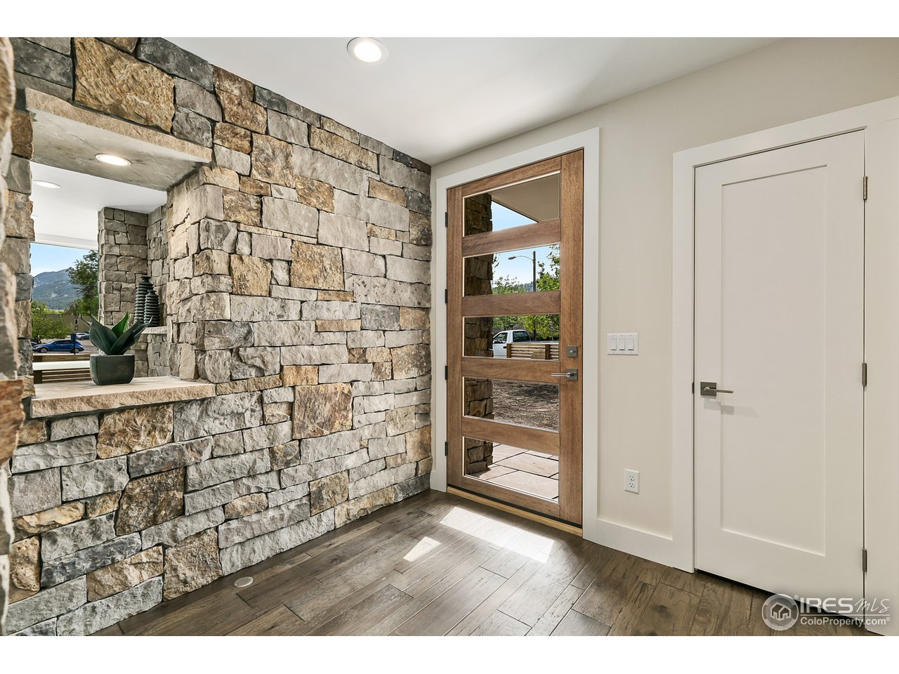 2800 10th Street Boulder, CO 80304 - Photo 17 of 40 a view of wooden floor in a bathroom