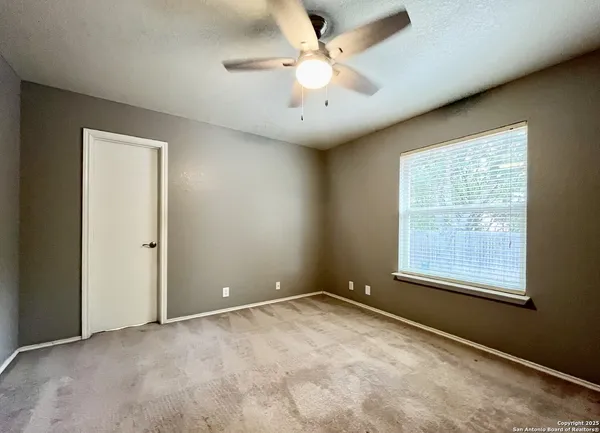 $1,495 | 10635 Shaenleaf, San Antonio, TX 78254