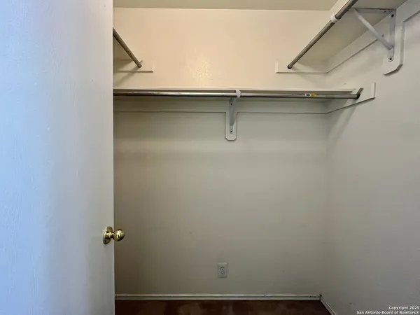 $1,495 | 10635 Shaenleaf, San Antonio, TX 78254