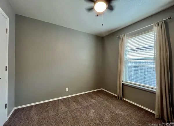 $1,495 | 10635 Shaenleaf, San Antonio, TX 78254