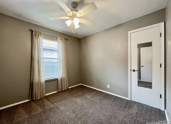 $1,495 | 10635 Shaenleaf, San Antonio, TX 78254