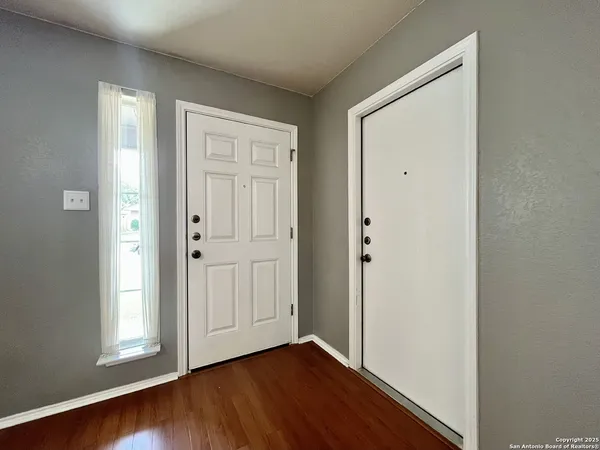 $1,495 | 10635 Shaenleaf, San Antonio, TX 78254