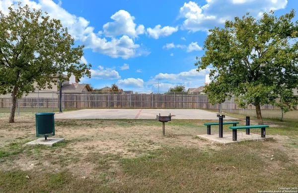 $1,495 | 10635 Shaenleaf, San Antonio, TX 78254