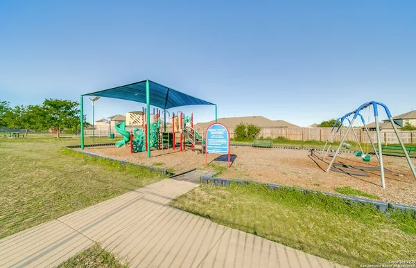 $1,495 | 10635 Shaenleaf, San Antonio, TX 78254