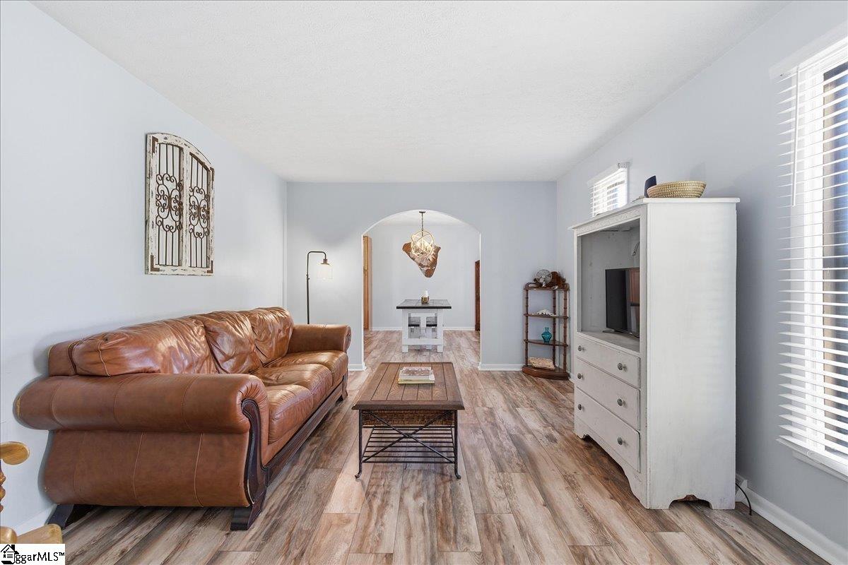 26 Owens Road Taylors, SC 29687 - Photo 5 of 30