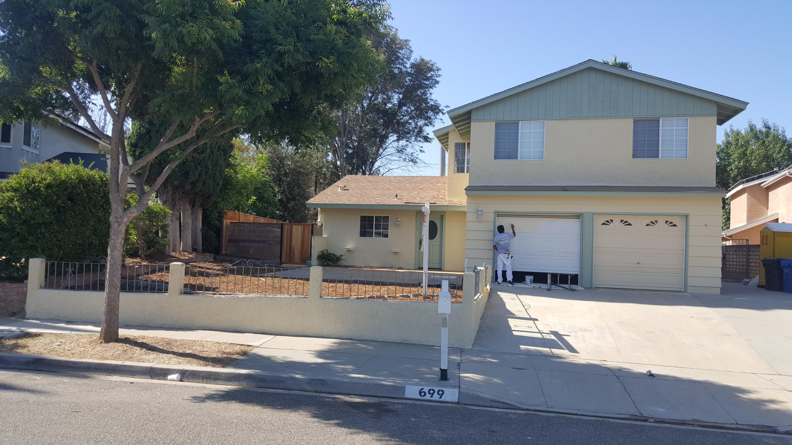 699 Appleton Road Simi Valley, CA 93065 - Photo 1 of 44 20190726_094204