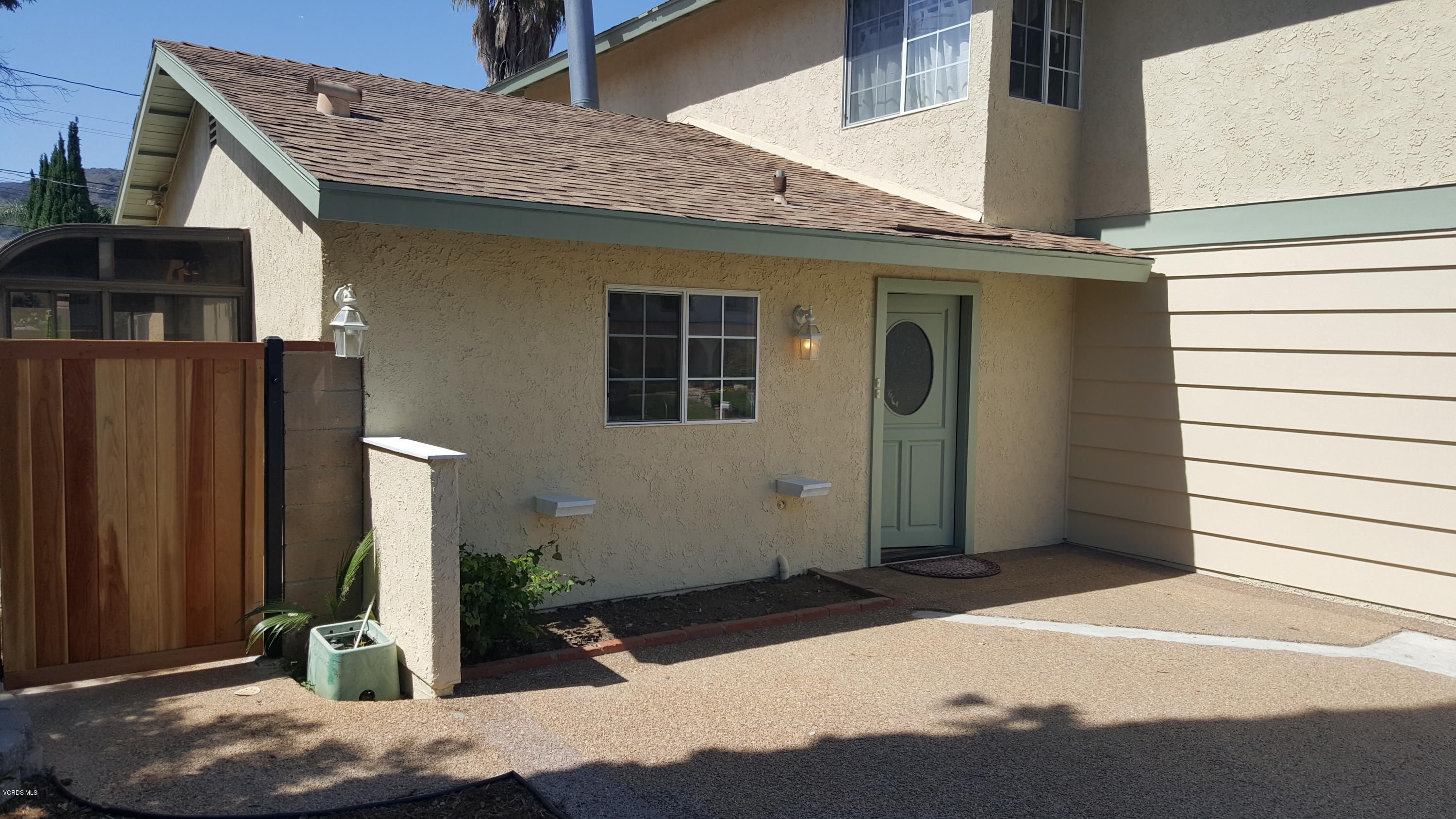 699 Appleton Road Simi Valley, CA 93065 - Photo 2 of 44 20190726_104606