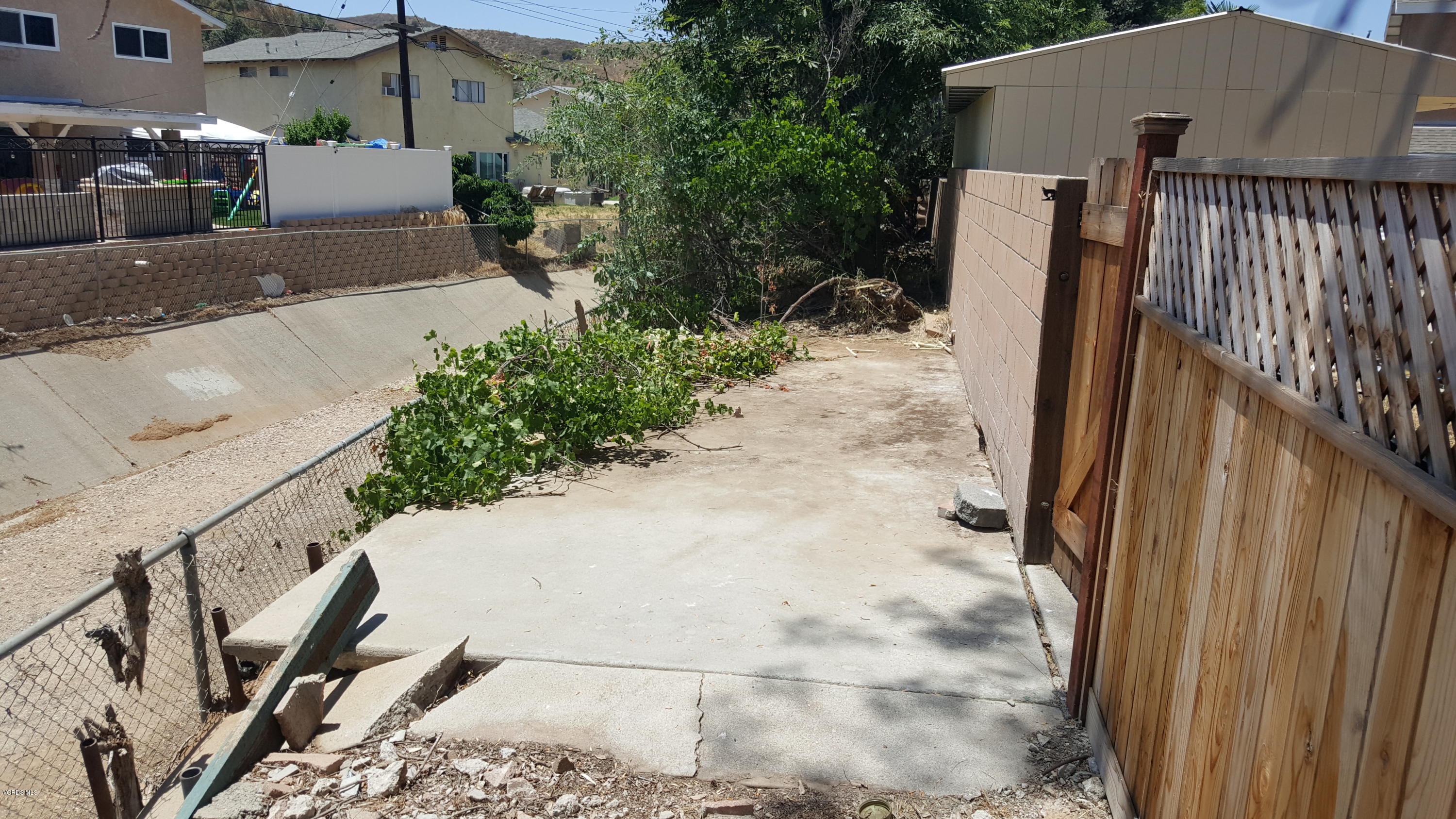 699 Appleton Road Simi Valley, CA 93065 - Photo 44 of 44 20190726_130032