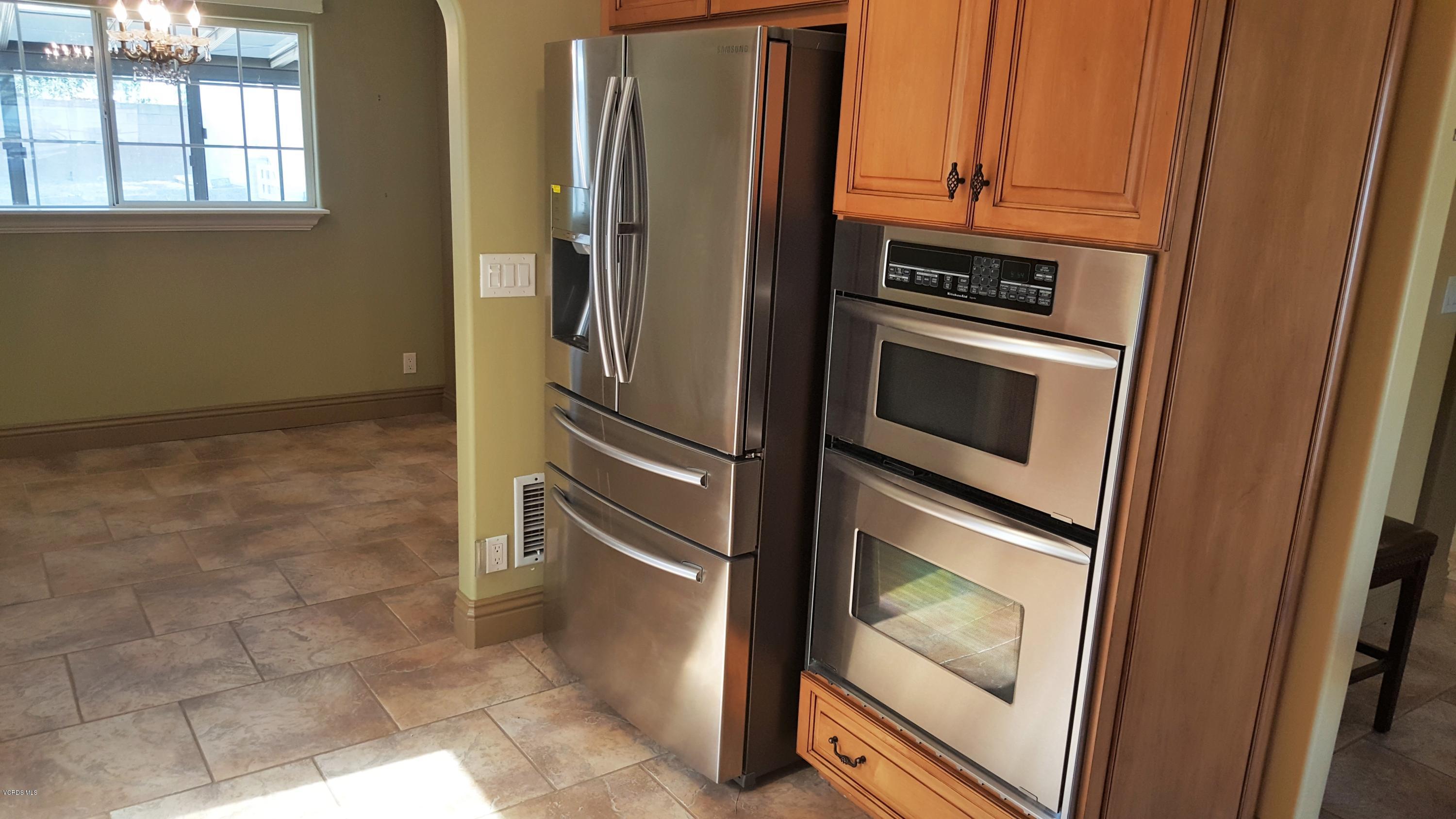 699 Appleton Road Simi Valley, CA 93065 - Photo 7 of 44 20190726_100225 (2)
