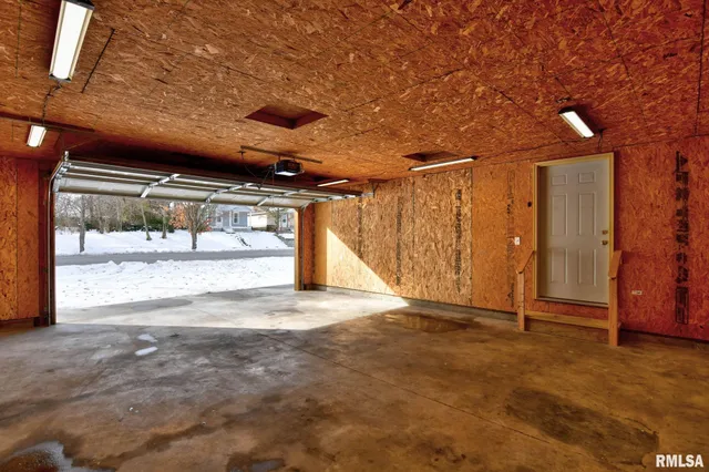 $169,900 | 1122 Springfield Street, Kincaid, IL 62540