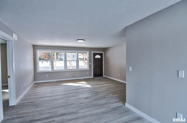 $169,900 | 1122 Springfield Street, Kincaid, IL 62540