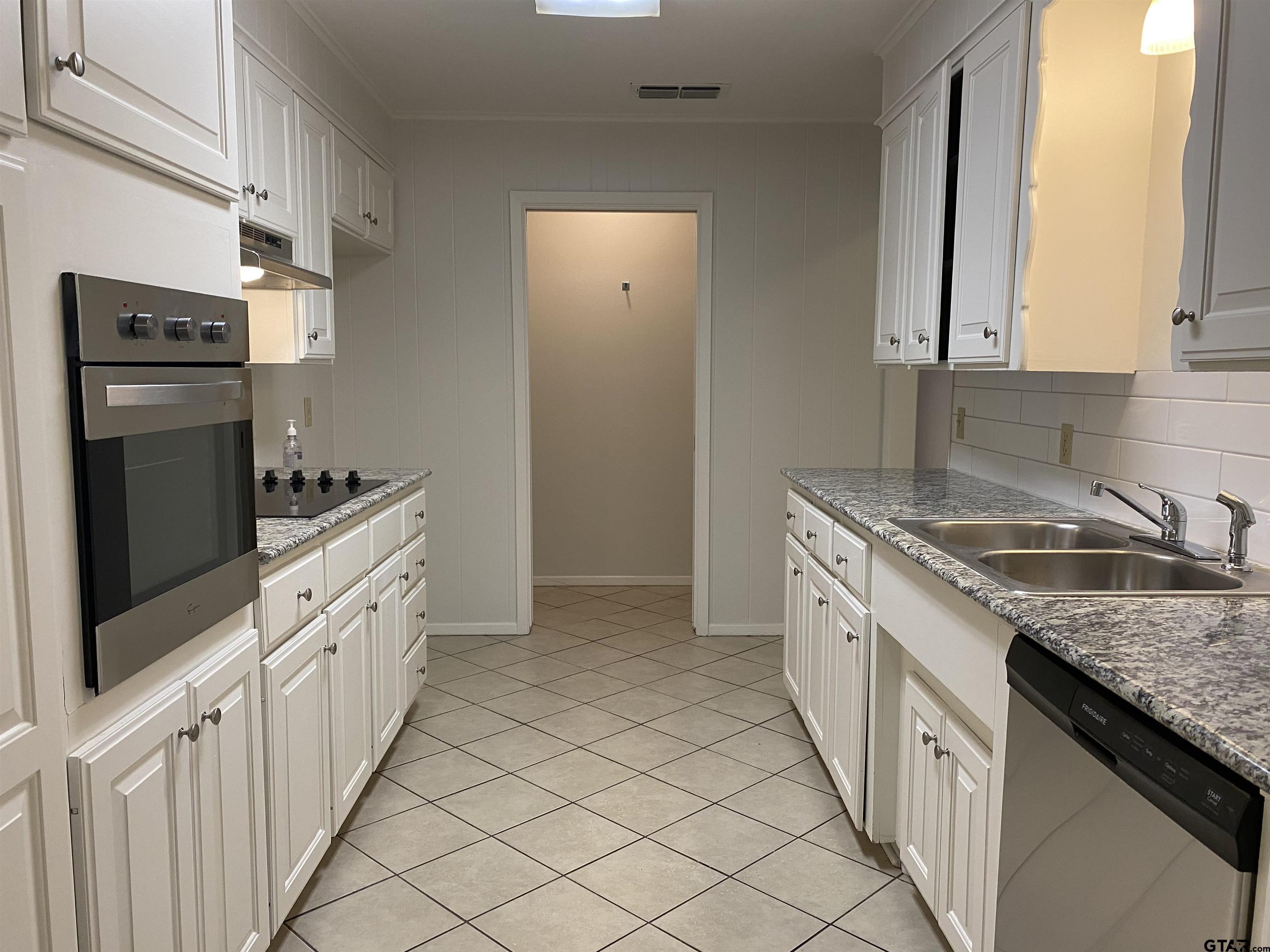 3806 New Copeland Road Tyler, TX 75701 - Photo 7 of 16