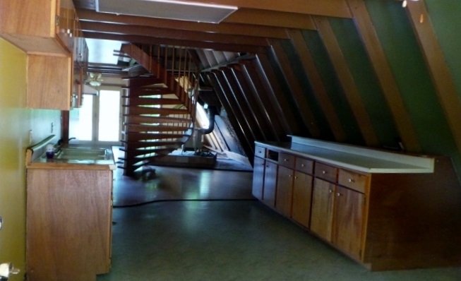 669 Twin Bridges Road Mitchell, IN 47446 - Photo 8 of 16