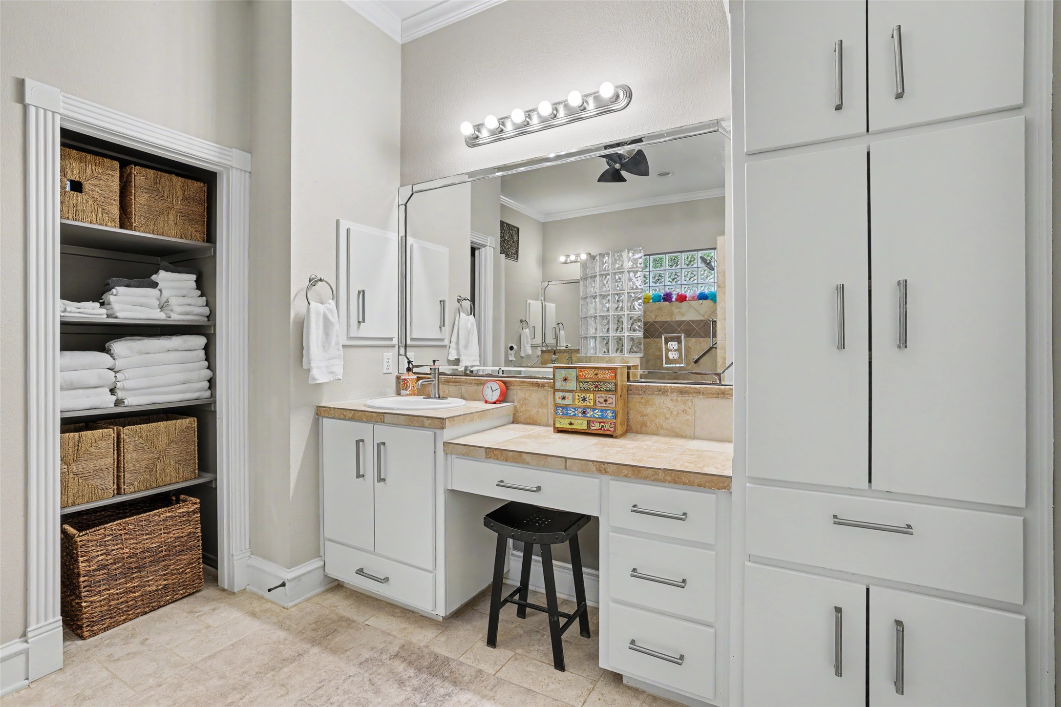805 Boquilla Trail Georgetown, TX 78633 - Photo 25 of 40 a bathroom with a sink double vanity and a mirror