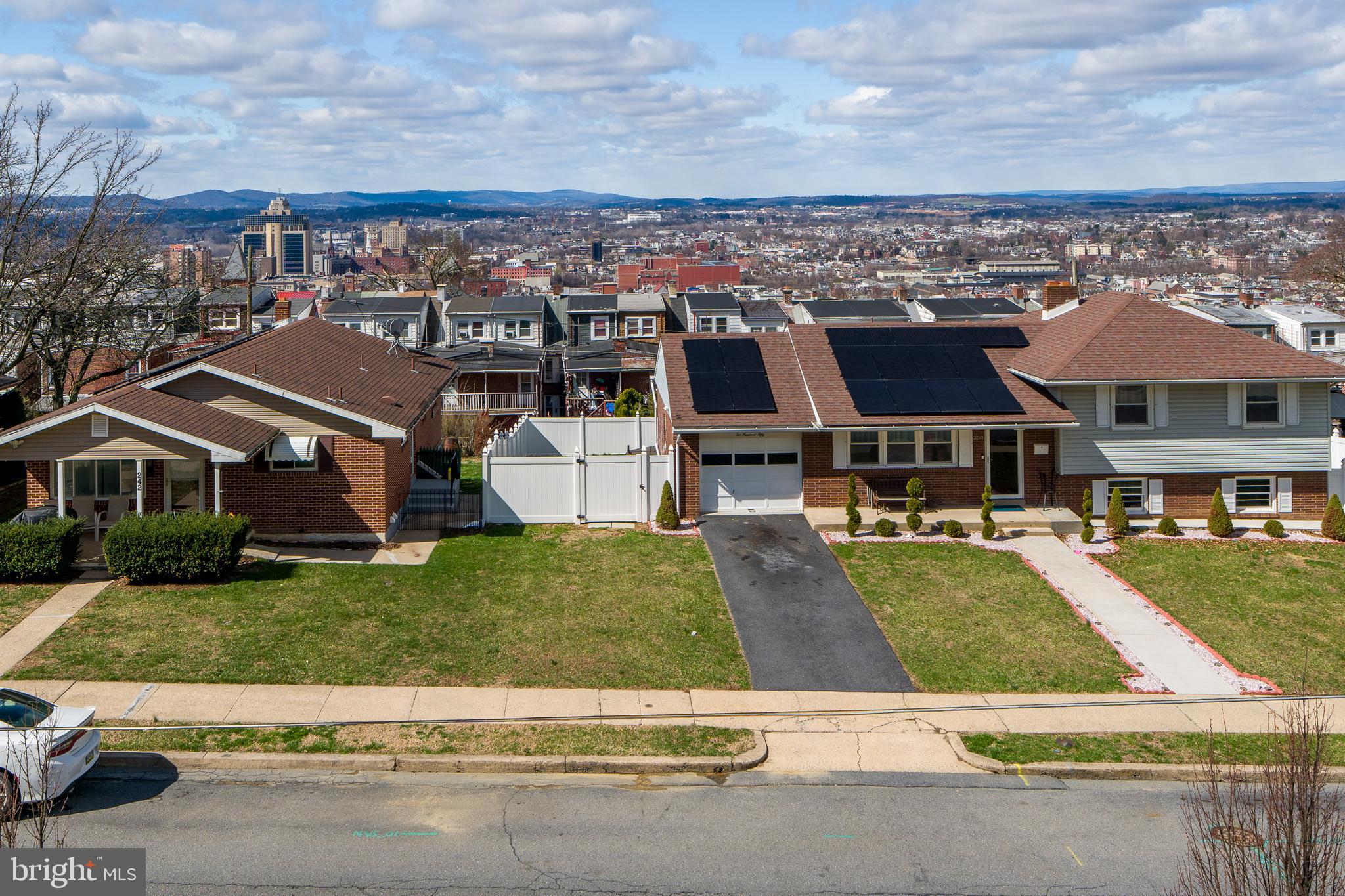 225 North 14th Street Reading, PA 19604 - Photo 14 of 29