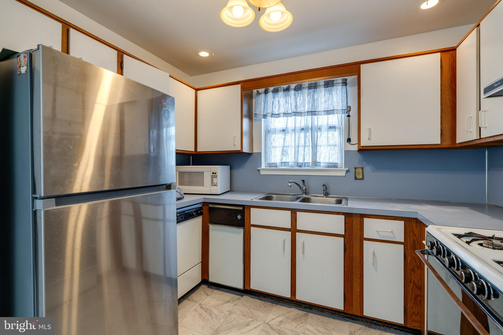 225 North 14th Street Reading, PA 19604 - Photo 16 of 29