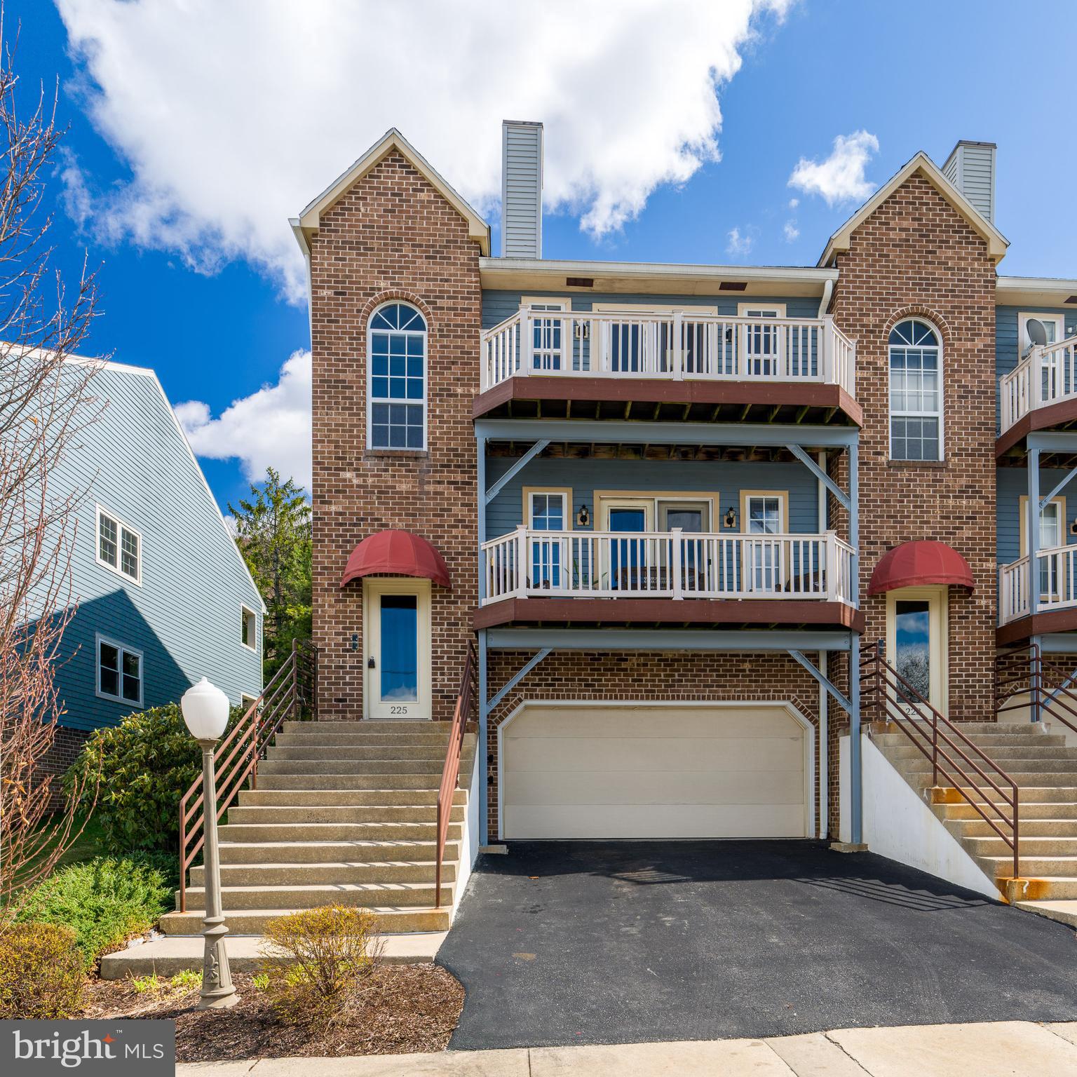 225 North 14th Street Reading, PA 19604 - Photo 2 of 29