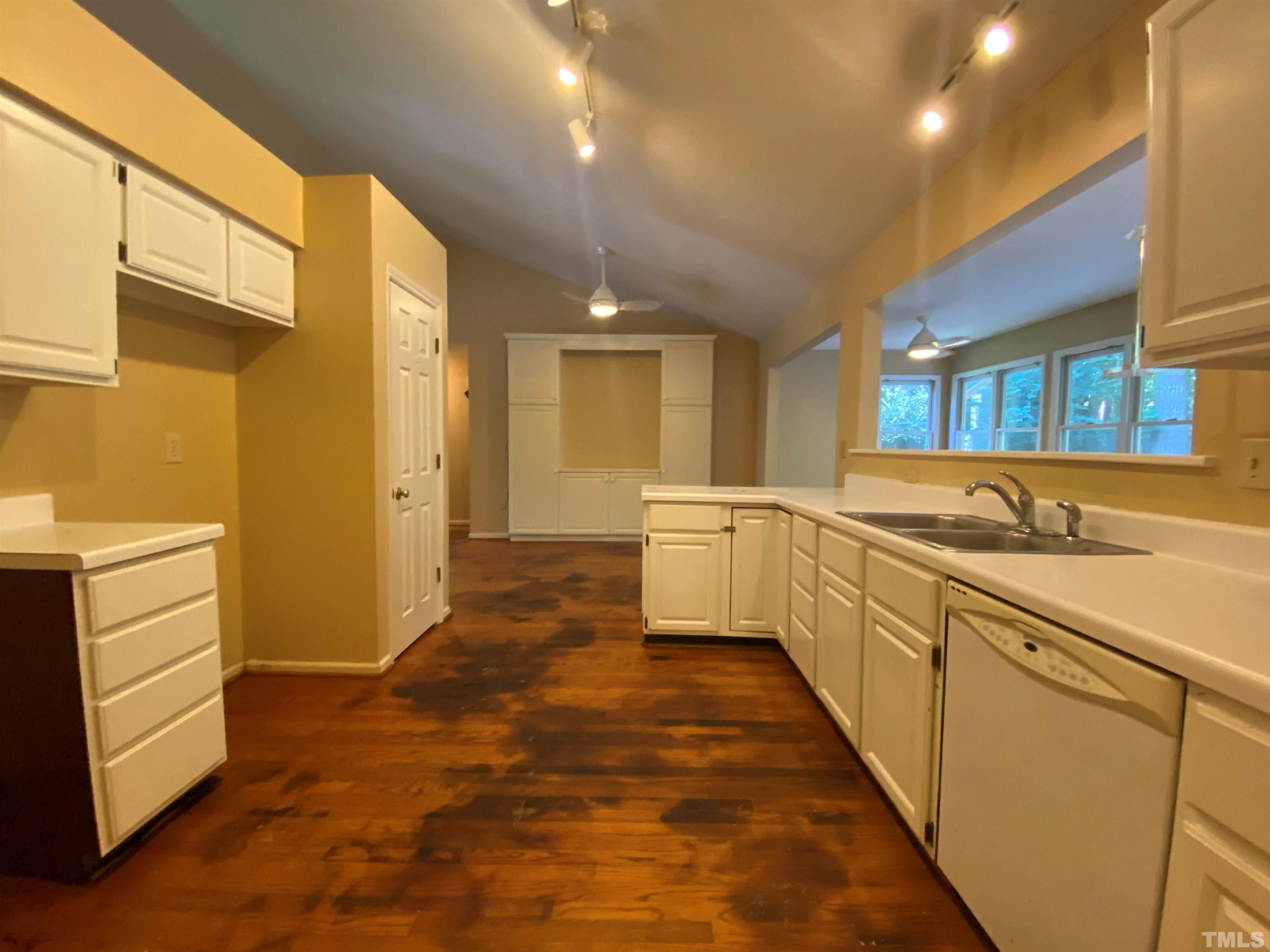 3915 Olde Coach Road Durham, NC 27707 - Photo 11 of 17 Gallery Image 11
