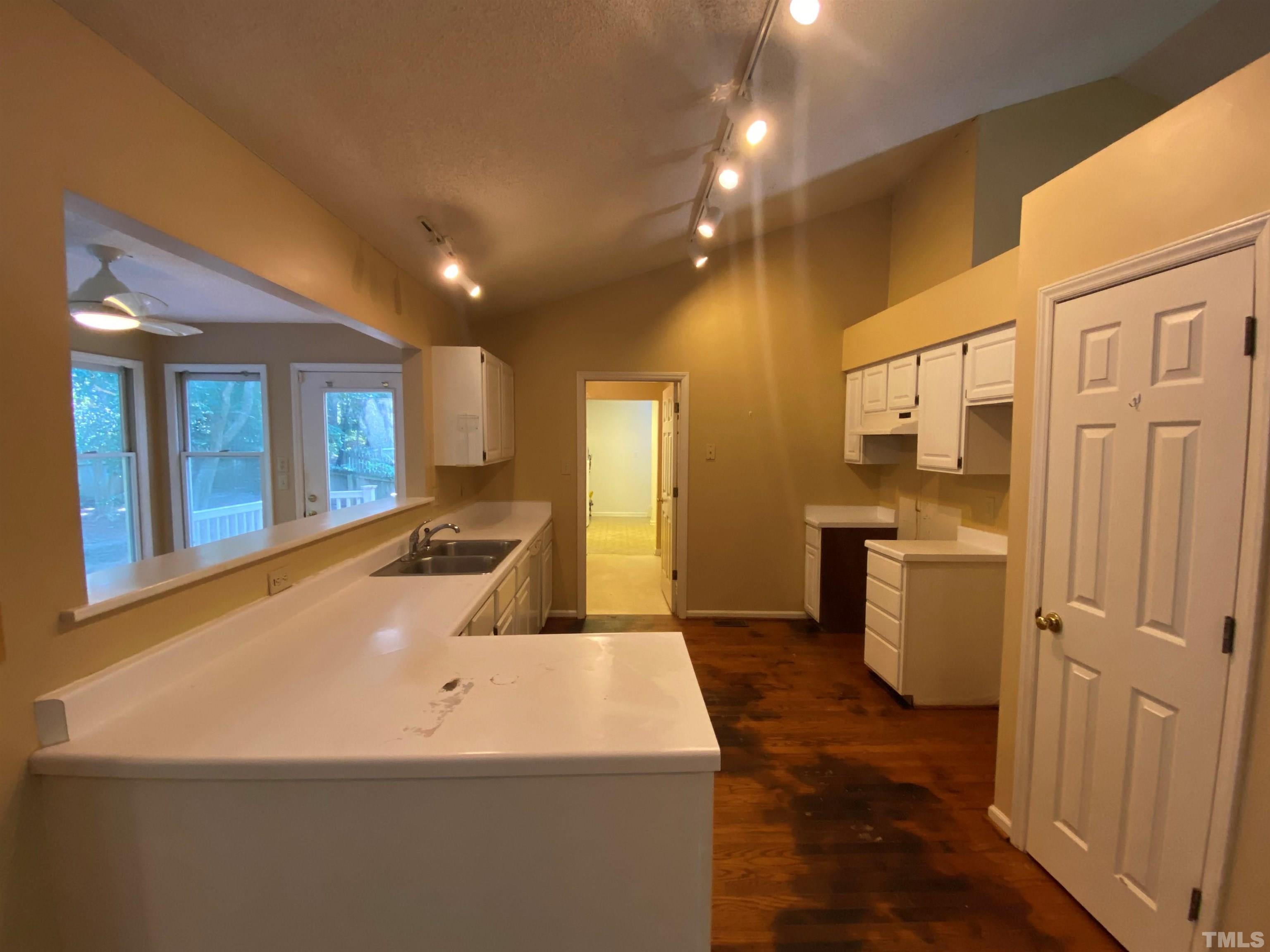 3915 Olde Coach Road Durham, NC 27707 - Photo 10 of 17 Gallery Image 10