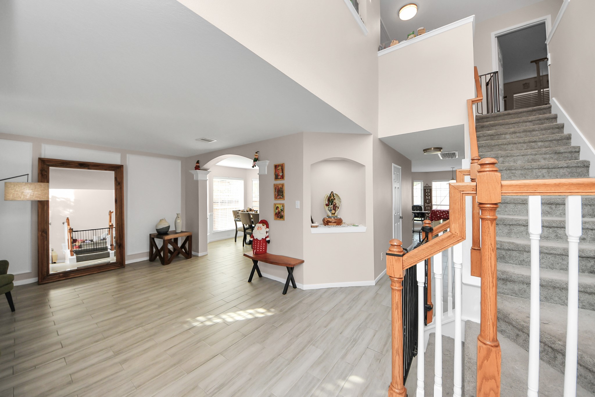 515 Spindle Ridge Drive Spring, TX 77386 - Photo 10 of 47 a view of a livingroom with hardwood floor and furniture