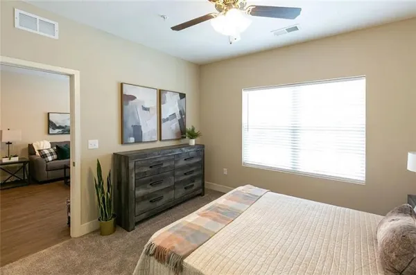 $2,750,000 | 5711 Northeast 80th Terrace, Kansas City, MO 64119