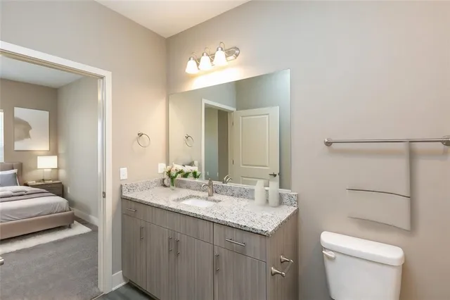 $2,800,000 | 5711 Northeast 80th Terrace, Kansas City, MO 64119