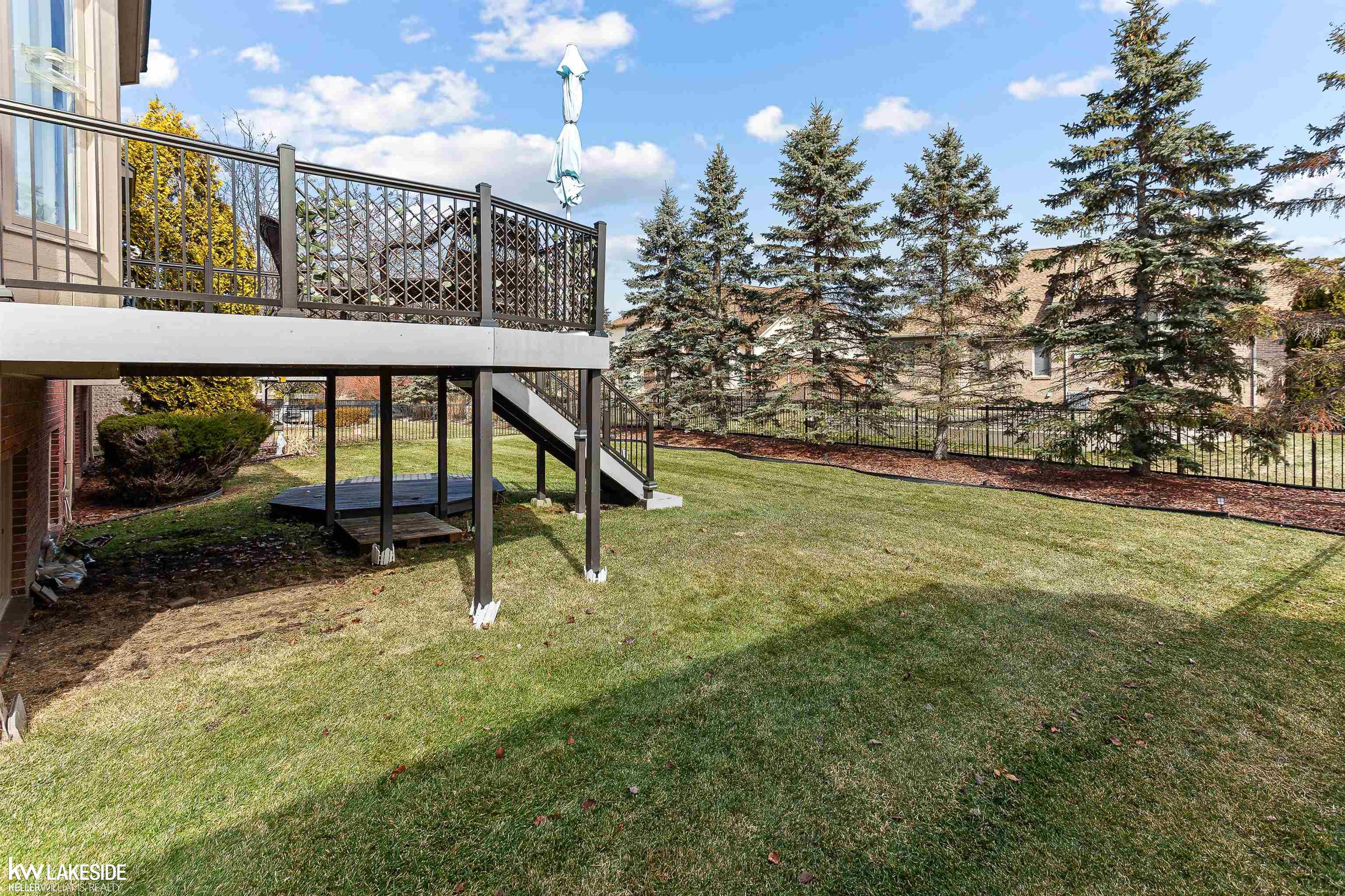 50510 Nesting Ridge Drive Macomb, MI 48044 - Photo 34 of 37 50202054-16DA6D69-6283-42A3-9450-D906781D8511.JPG