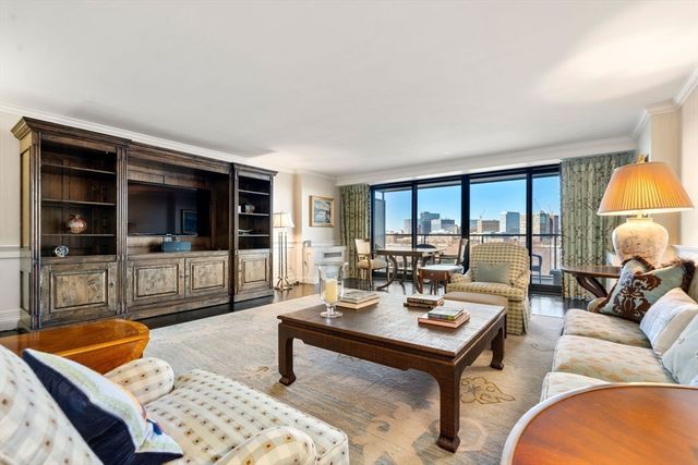 $2,630,000 | 180 Beacon Street, Unit 7G, Boston, MA 02116