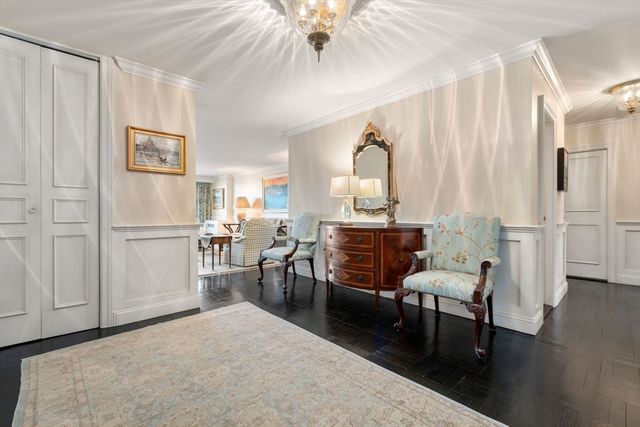 $2,630,000 | 180 Beacon Street, Unit 7G, Boston, MA 02116