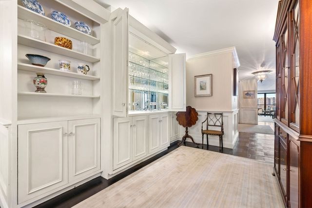 $2,630,000 | 180 Beacon Street, Unit 7G, Boston, MA 02116
