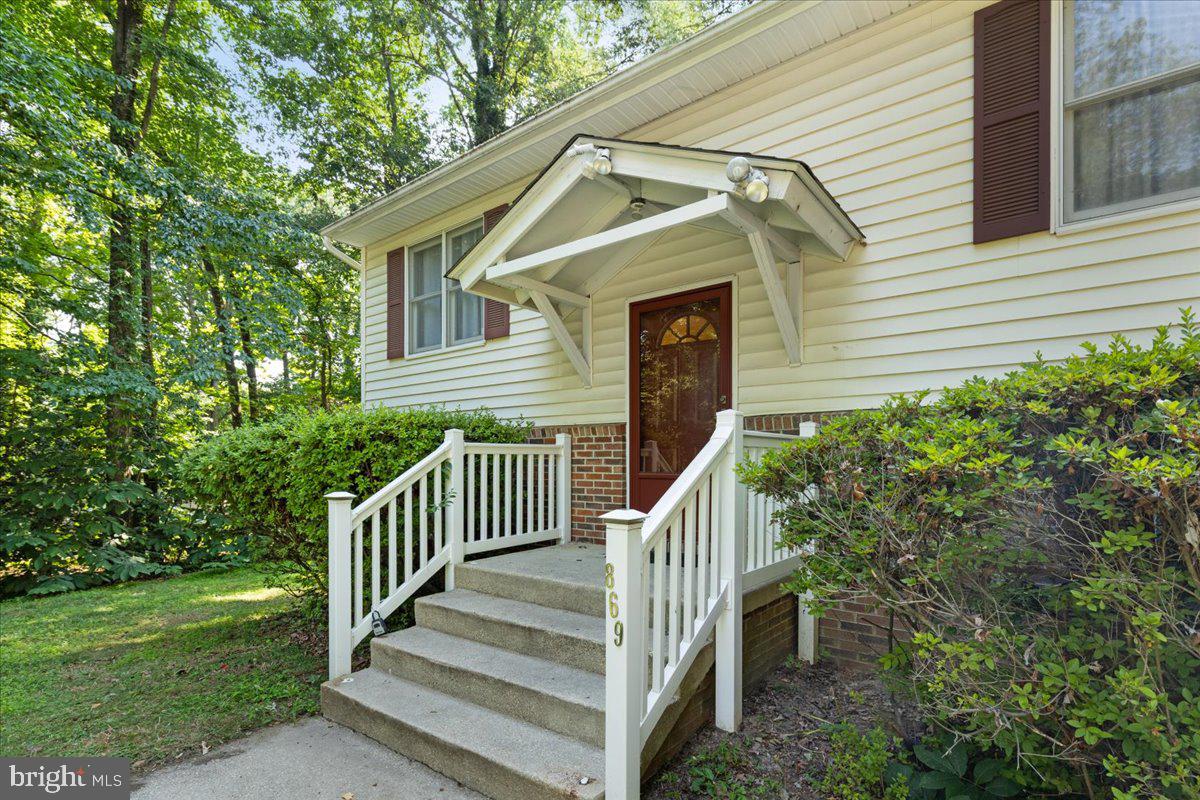 869 Plains Road Lusby, MD 20657 - Photo 4 of 35