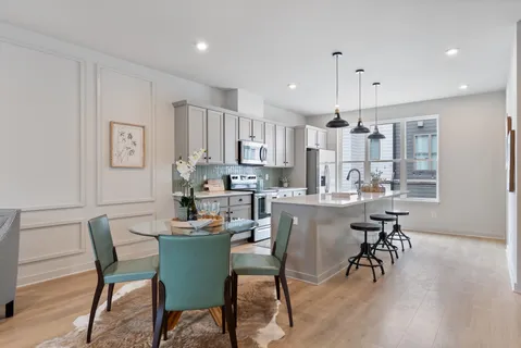 $439,900 | 352 East Village Lane, Nashville, TN 37216