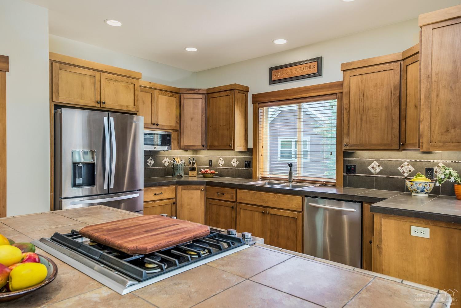 61452 Elder Ridge Street Bend, OR 97702 - Photo 8 of 24 Additional Photo