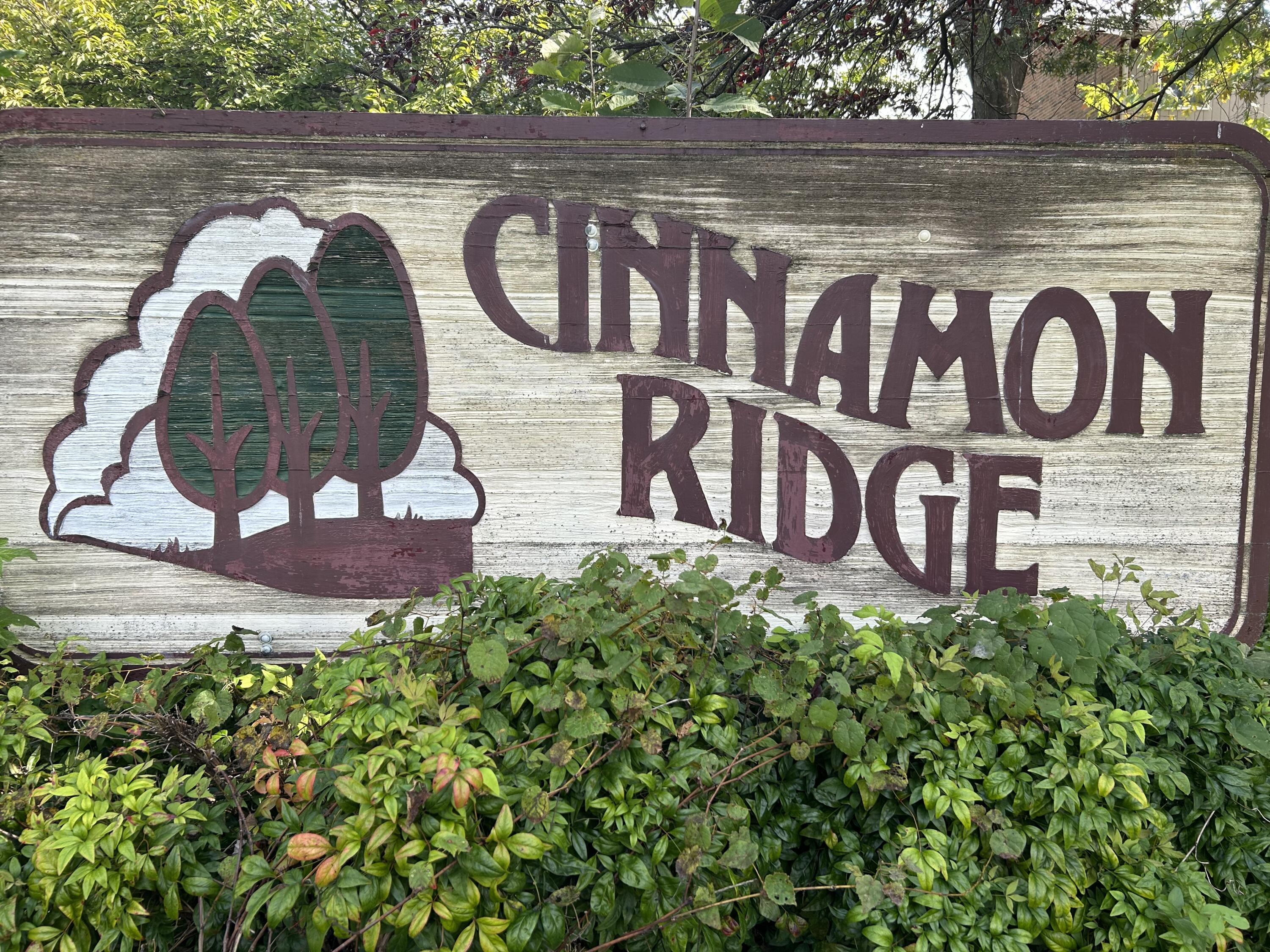 5129 Overland Drive Roanoke, VA 24018 - Photo 1 of 9 Cinnamon Ridge Apartments