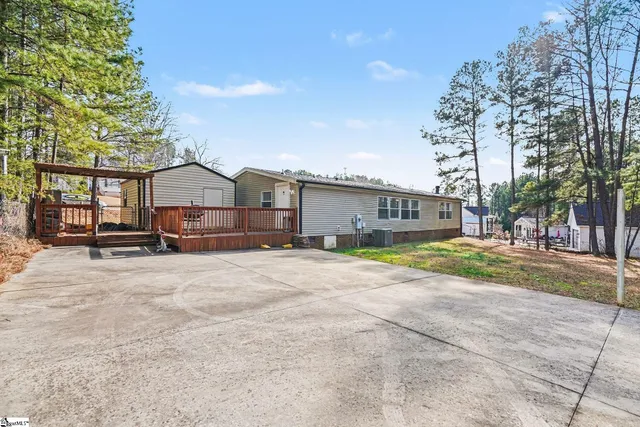 $235,000 | 215 Wrentree Drive, Easley, SC 29642