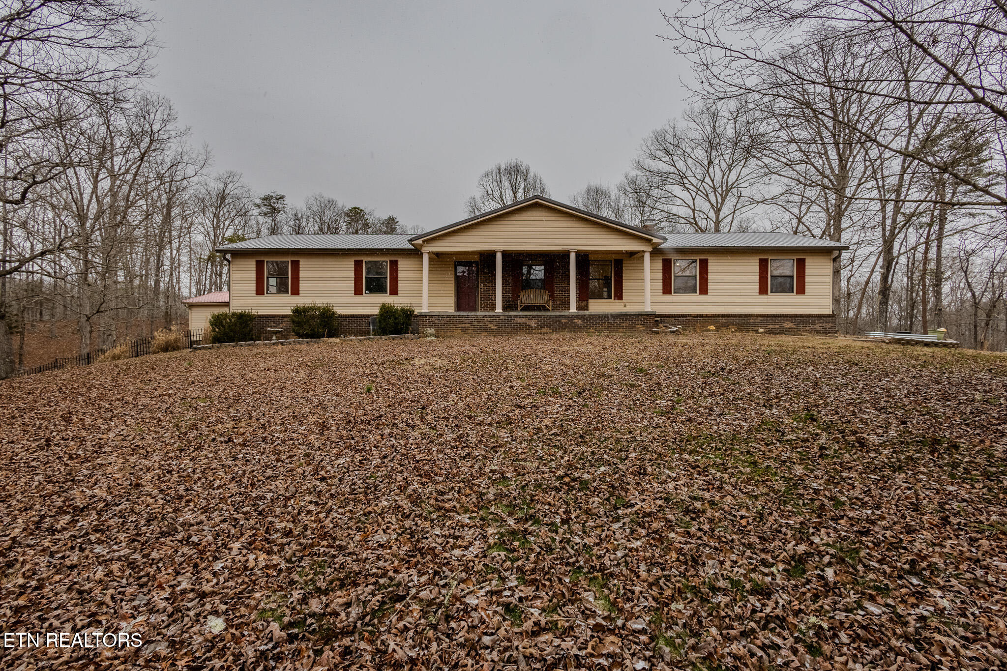 333 Willow Springs Road Ten Mile, TN 37880 - Photo 2 of 39 Front of home